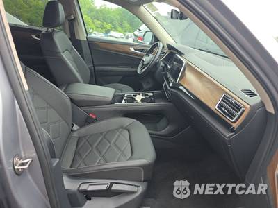 2025 Volkswagen Atlas 2.0T SE w/Technology - zdjęcie 8 z 28 - miniatura