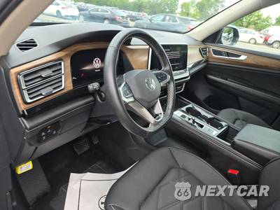 2025 Volkswagen Atlas 2.0T SE w/Technology - zdjęcie 11 z 37 - miniatura