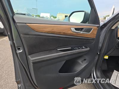 2025 Volkswagen Atlas 2.0T SE w/Technology - zdjęcie 9 z 37 - miniatura