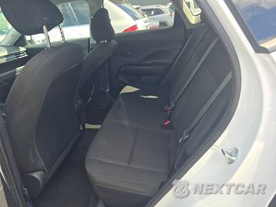 2025 Hyundai Kona SEL - zdjęcie 13 z 23 - miniatura