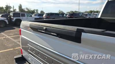 2019 Ford Super Duty F-350 Platinum Crew Cab Long Bed - zdjęcie 35 z 42 - miniatura