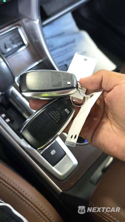 2020 Subaru Ascent Touring 7-Passenger - zdjęcie 20 z 26 - miniatura