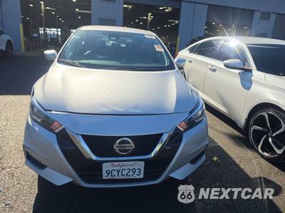 2022 Nissan Versa SV - zdjęcie 2 z 43 - miniatura