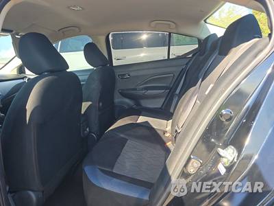 2024 Nissan Versa SV - zdjęcie 13 z 27 - miniatura