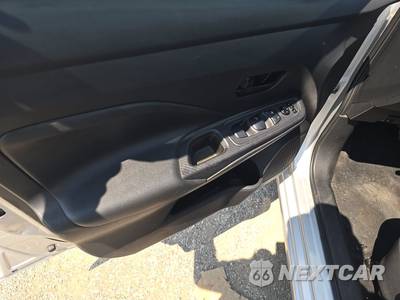 2020 Nissan Versa S - zdjęcie 9 z 28 - miniatura