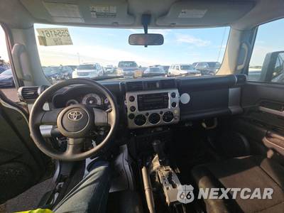 2007 Toyota FJ Cruiser w/Rear Doors - zdjęcie 11 z 32 - miniatura