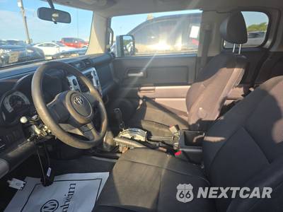 2007 Toyota FJ Cruiser w/Rear Doors - zdjęcie 7 z 32 - miniatura