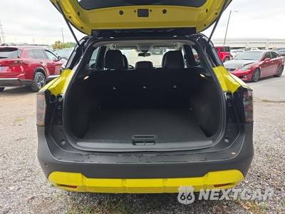 2025 Nissan Kicks SR - zdjęcie 17 z 21 - miniatura