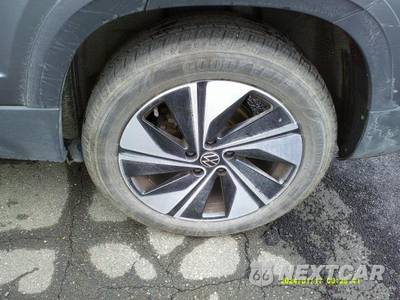 2025 Volkswagen Taos SE - zdjęcie 2 z 27 - miniatura