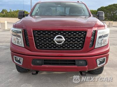 2017 Nissan TITAN XD PRO-4X Crew Cab Medium Bed - zdjęcie 26 z 62 - miniatura