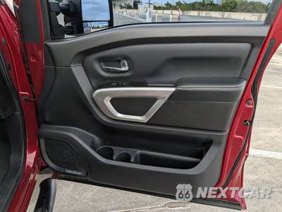 2017 Nissan TITAN XD PRO-4X Crew Cab Medium Bed - zdjęcie 48 z 62 - miniatura