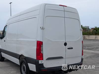 2020 Mercedes-Benz Sprinter 2500 Cargo Van High Roof 144.0" WB - zdjęcie 11 z 78 - miniatura