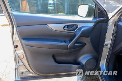 2021 Nissan Rogue Sport S - zdjęcie 20 z 44 - miniatura