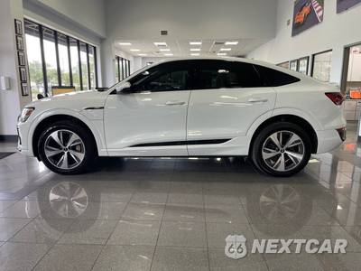 2024 Audi Q8 Sportback e-tron S line Premium - zdjęcie 2 z 52 - miniatura