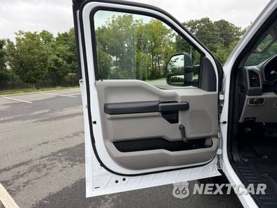 2022 Ford Super Duty F-250 XL Crew Cab Long Bed - zdjęcie 26 z 45 - miniatura