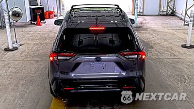 2023 Toyota RAV4 Prime SE - zdjęcie 5 z 23 - miniatura