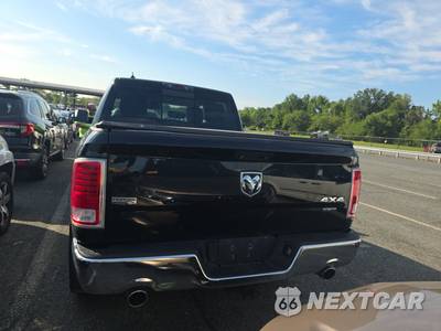 2014 Ram 1500 Laramie Crew Cab Short Bed - zdjęcie 5 z 26 - miniatura