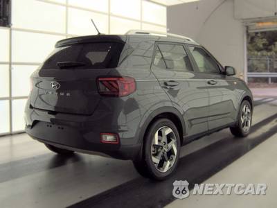 2025 Hyundai Venue SEL - zdjęcie 4 z 26 - miniatura