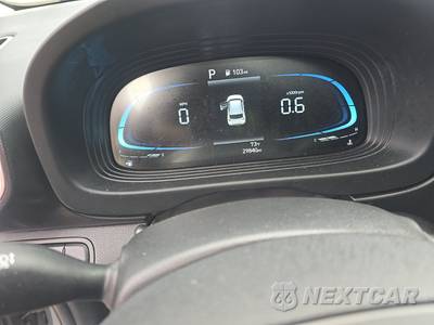 2025 Hyundai Venue SEL - zdjęcie 12 z 26 - miniatura