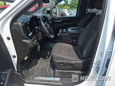 2024 Chevrolet Silverado 3500HD Cab Chassis LT Crew Cab 1LT DRW - zdjęcie 7 z 40 - miniatura