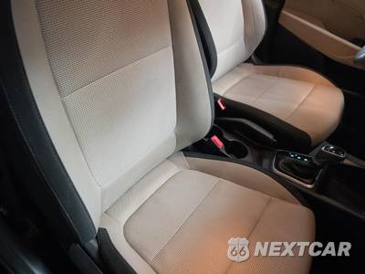 2018 Hyundai Accent SE - zdjęcie 15 z 17 - miniatura