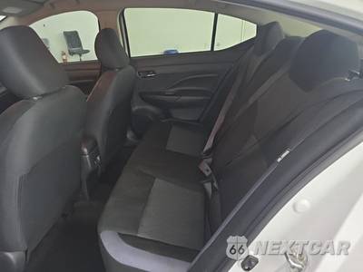 2024 Nissan Versa SV - zdjęcie 10 z 18 - miniatura