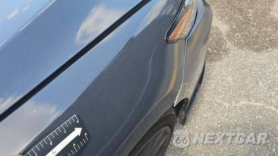 2023 Toyota Camry TRD - zdjęcie 25 z 26 - miniatura