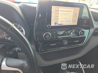 2024 Toyota Highlander LE - zdjęcie 11 z 30 - miniatura