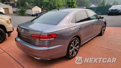 2022 Volkswagen Passat 2.0T SE - zdjęcie 2 z 17 - miniatura