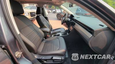 2022 Volkswagen Passat 2.0T SE - zdjęcie 8 z 17 - miniatura