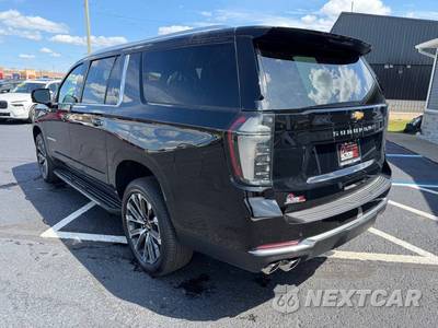 2025 Chevrolet Suburban High Country 3LZ - zdjęcie 3 z 73 - miniatura