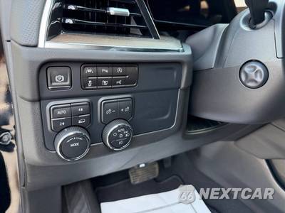 2025 Chevrolet Suburban High Country 3LZ - zdjęcie 19 z 73 - miniatura
