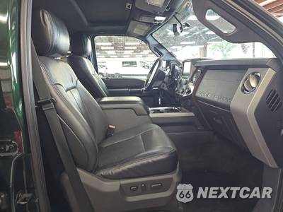 2016 Ford Super Duty F-250 Lariat Crew Cab Medium Bed - zdjęcie 8 z 33 - miniatura