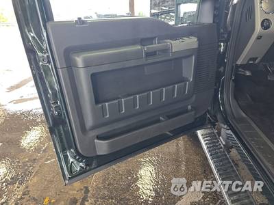 2016 Ford Super Duty F-250 Lariat Crew Cab Medium Bed - zdjęcie 9 z 33 - miniatura