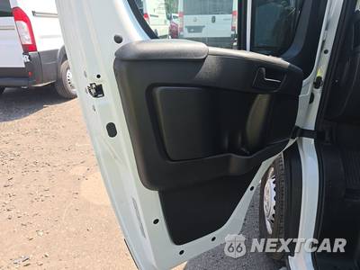 2025 Ram ProMaster 2500 Cargo Van Tradesman w/Passenger Seat Low Roof 136.0" WB - zdjęcie 9 z 28 - miniatura