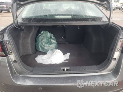 2025 Nissan Versa SV - zdjęcie 17 z 18 - miniatura