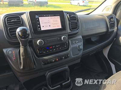 2025 Ram ProMaster 2500 Cargo Van Tradesman w/Passenger Seat Low Roof 136.0" WB - zdjęcie 11 z 24 - miniatura