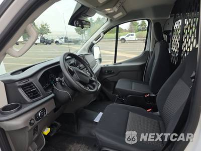 2025 Ford Transit 250 Cargo Van Low Roof 130.0" WB - zdjęcie 7 z 26 - miniatura