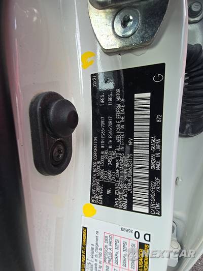 2022 Toyota 4Runner SR5 - zdjęcie 15 z 27 - miniatura