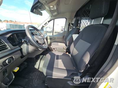 2025 Ford Transit 250 Cargo Van Low Roof 130.0" WB - zdjęcie 7 z 22 - miniatura