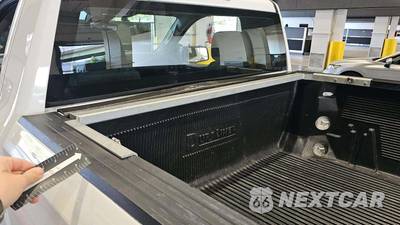 2025 Chevrolet Silverado 1500 WT Regular Cab Long Bed 1WT - zdjęcie 33 z 37 - miniatura