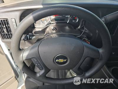 2025 Chevrolet Express 2500 Cargo Van 1WT 135.0" WB - zdjęcie 10 z 33 - miniatura