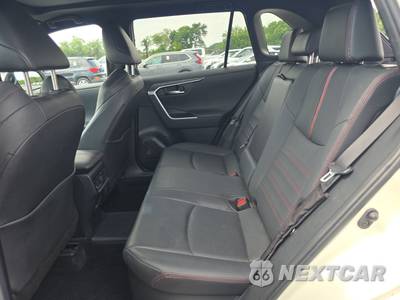 2022 Toyota RAV4 Prime XSE - zdjęcie 13 z 34 - miniatura