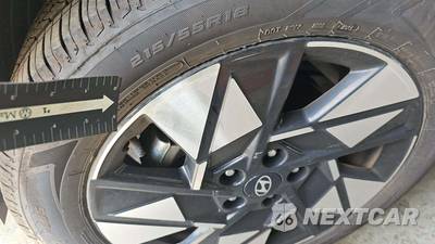 2025 Hyundai Kona SEL - zdjęcie 25 z 32 - miniatura