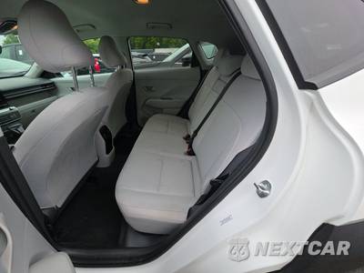2025 Hyundai Kona SEL - zdjęcie 13 z 32 - miniatura