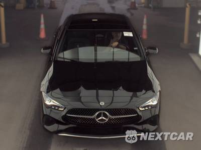 2025 Mercedes-Benz CLA 250 - zdjęcie 2 z 31 - miniatura