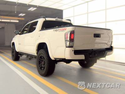 2020 Toyota Tacoma TRD Sport Crew Cab Medium Bed - zdjęcie 6 z 21 - miniatura
