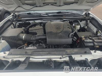 2020 Toyota Tacoma TRD Sport Crew Cab Medium Bed - zdjęcie 15 z 21 - miniatura