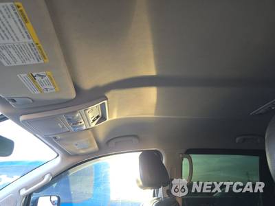 2017 Nissan TITAN SL Crew Cab Short Bed - zdjęcie 17 z 29 - miniatura