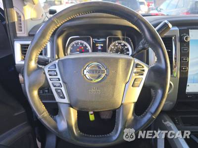 2017 Nissan TITAN SL Crew Cab Short Bed - zdjęcie 10 z 29 - miniatura